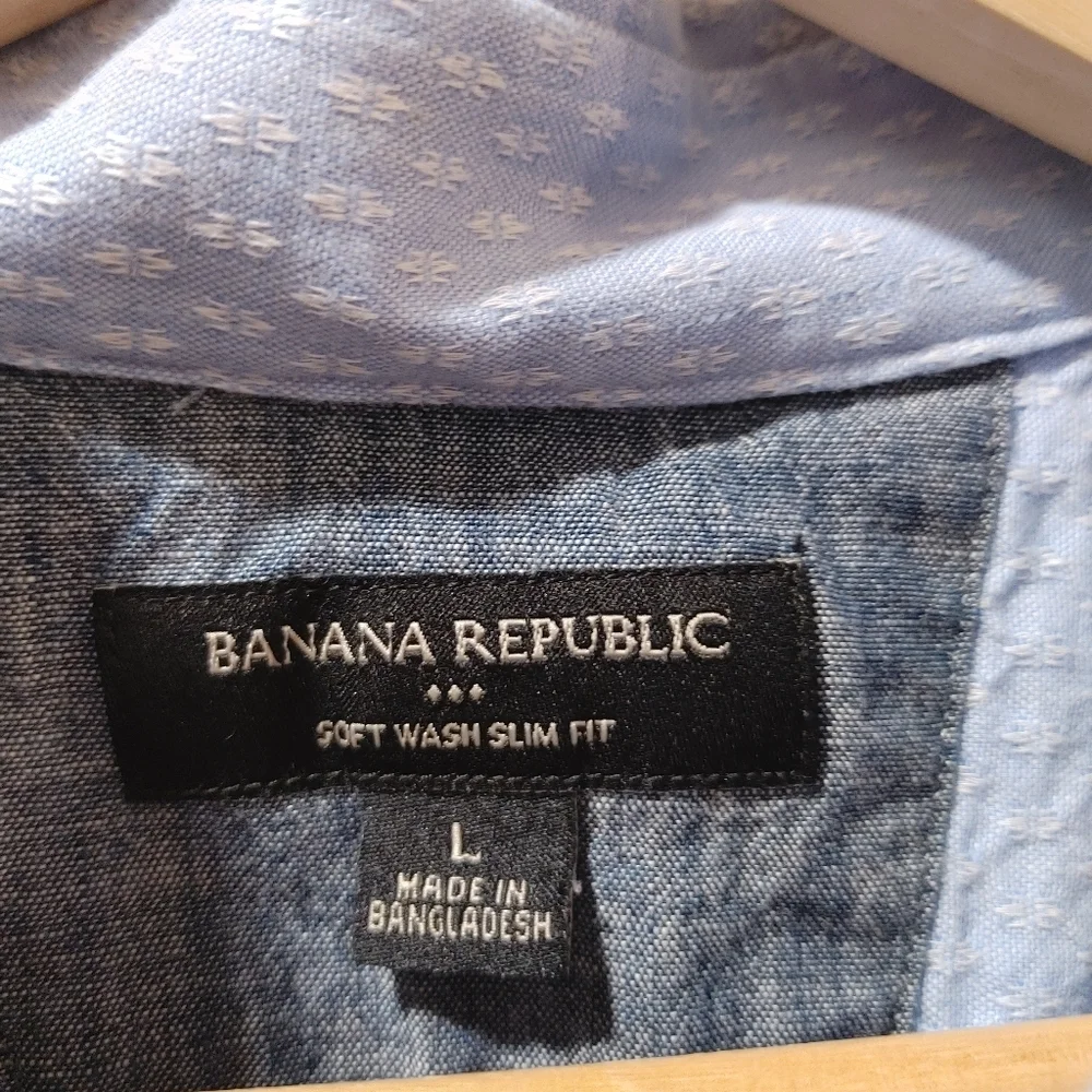 Banana Republic Soft Wash Slim Fit Cotton Blend Long Sleeve Button Front‎ Blue L
